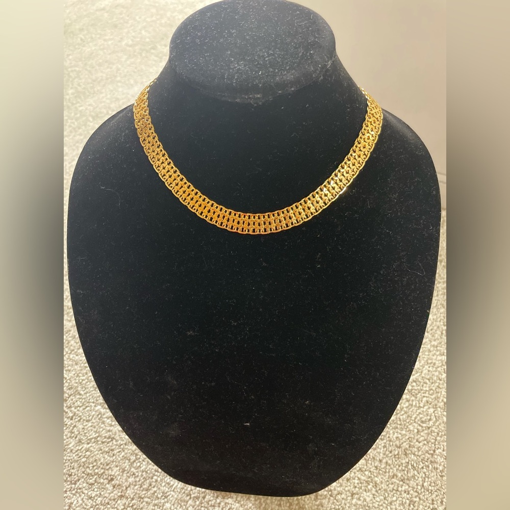 Monet Collar Link Necklace Gold Toned Metal